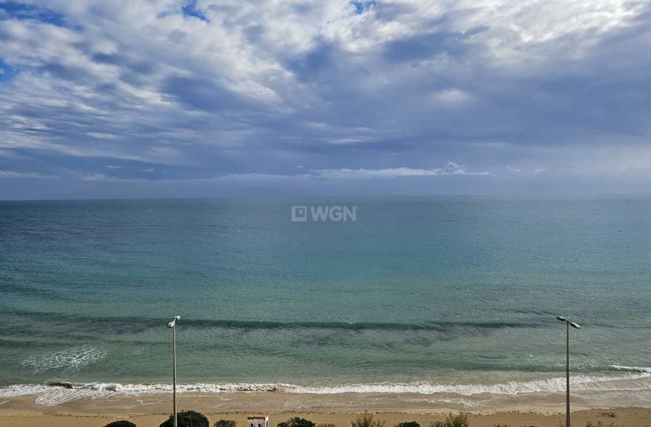 Resale - Apartment / flat - Mil Palmeras - Costa Blanca