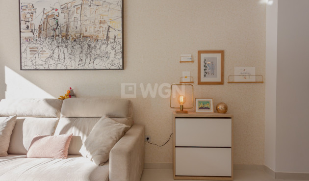 Resale - Apartment / flat - Torrevieja - Costa Blanca