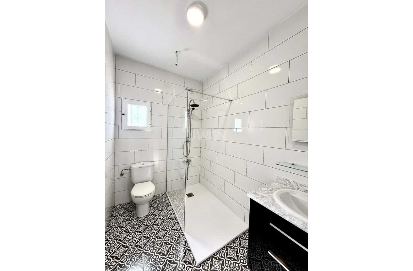 Reventa - Villa - Fortuna - Inland