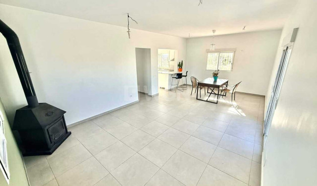 Reventa - Villa - Fortuna - Inland