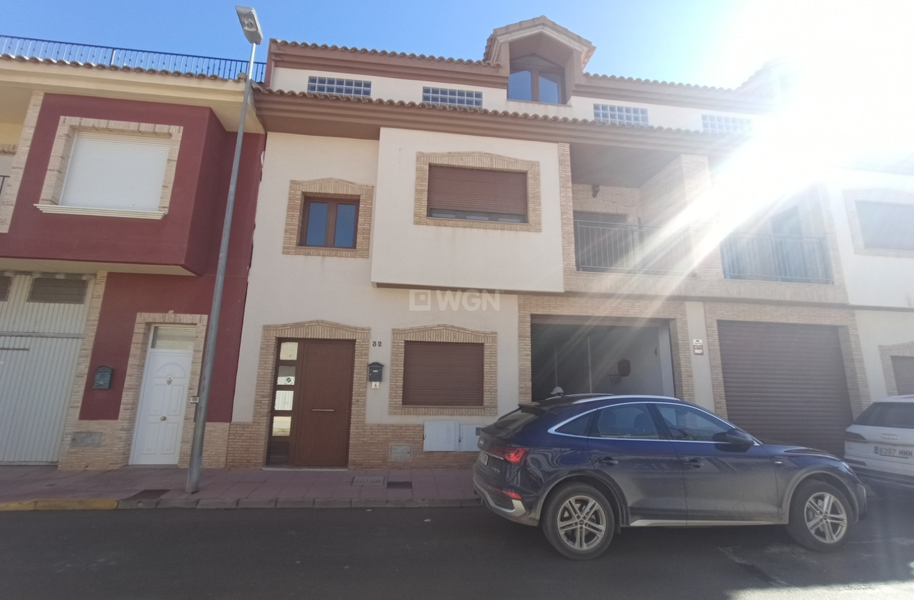 Odsprzedaż - Kamienica - Roldan - Inland