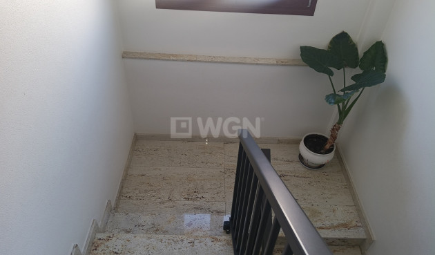 Odsprzedaż - Kamienica - Roldan - Inland