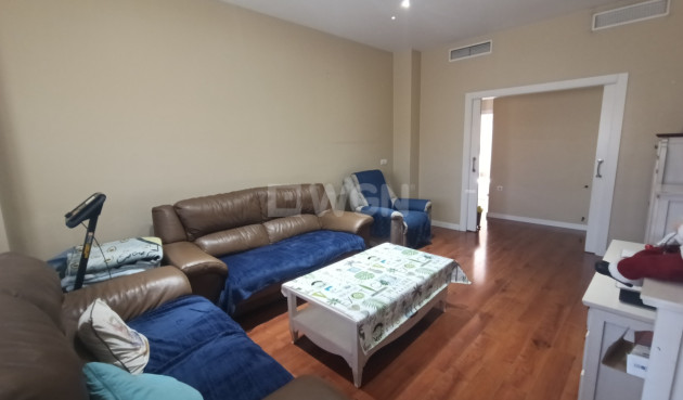 Odsprzedaż - Kamienica - Roldan - Inland