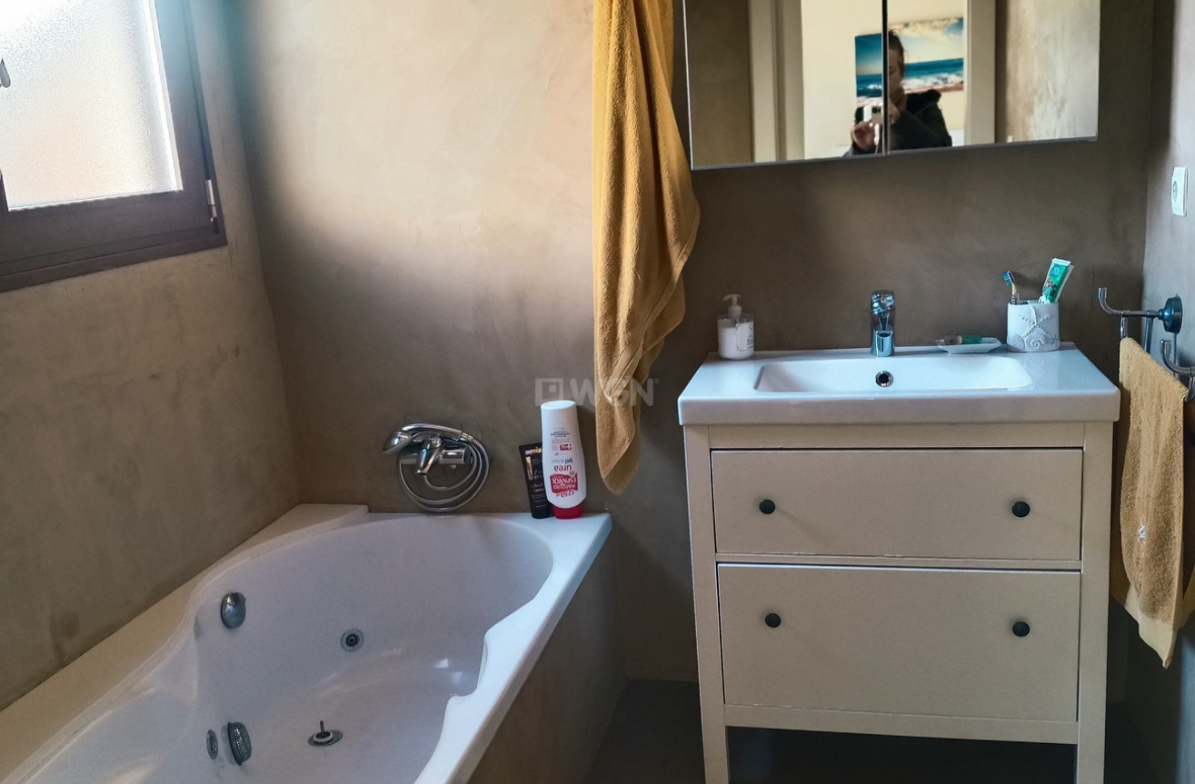 Odsprzedaż - Kamienica - Roldan - Inland