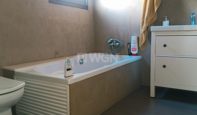 Odsprzedaż - Kamienica - Roldan - Inland