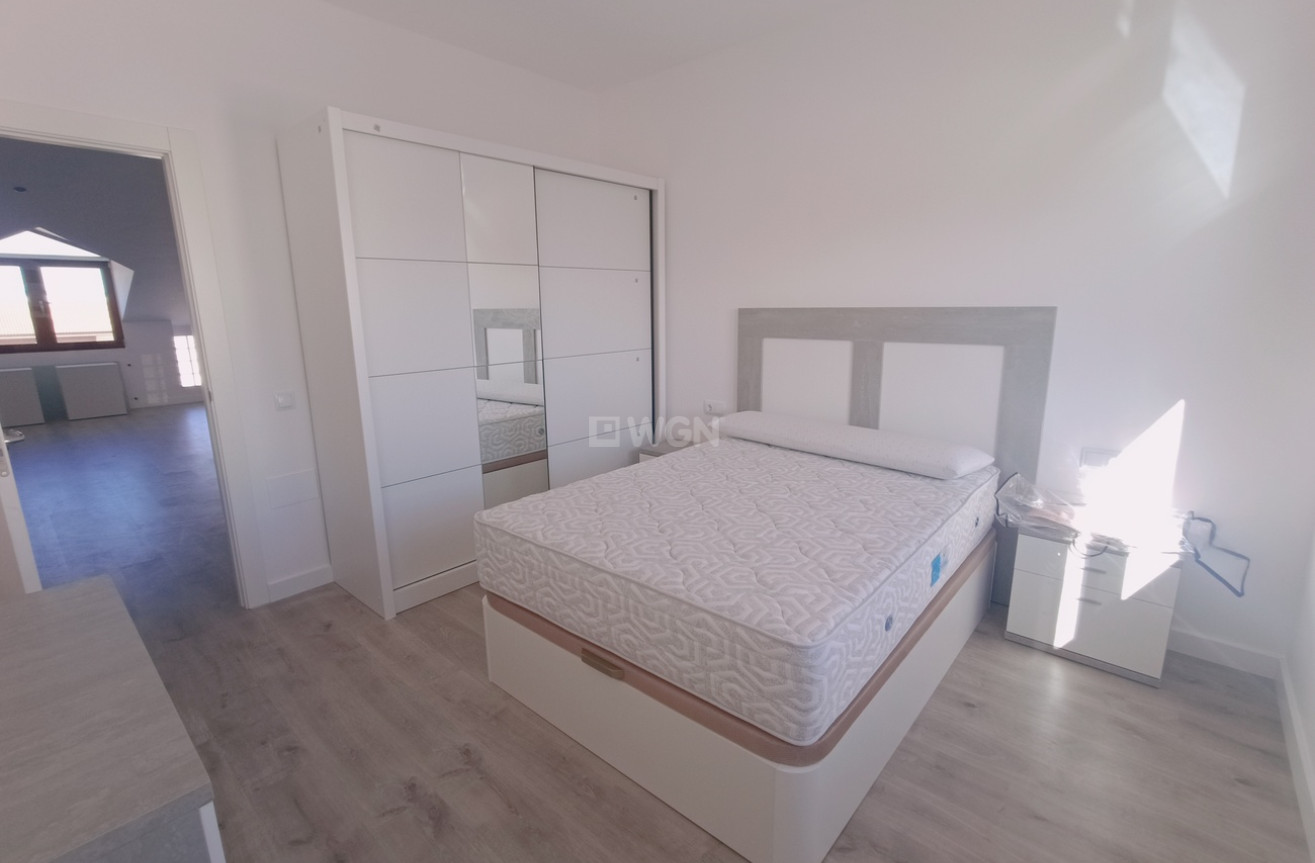 Odsprzedaż - Kamienica - Roldan - Inland