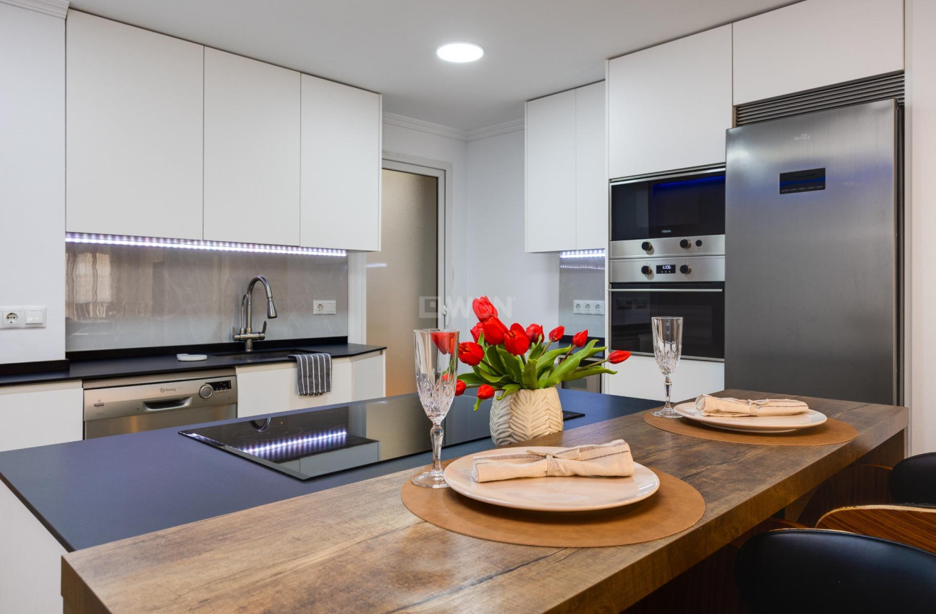 Resale - Apartment / flat - Torrevieja - Centro