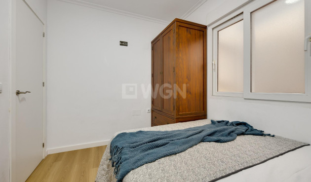 Resale - Apartment / flat - Torrevieja - Centro