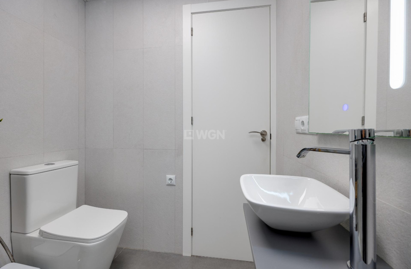 Resale - Apartment / flat - Torrevieja - Centro