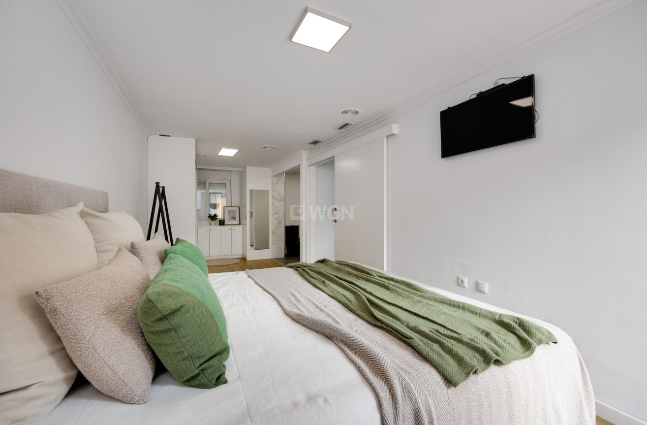 Resale - Apartment / flat - Torrevieja - Centro