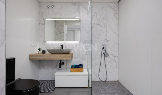 Resale - Apartment / flat - Torrevieja - Centro