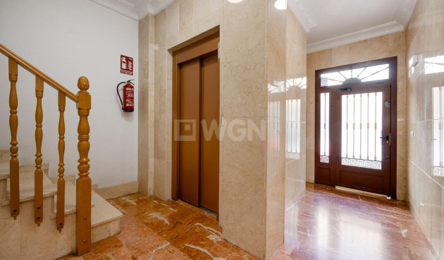 Resale - Apartment / flat - Torrevieja - Centro