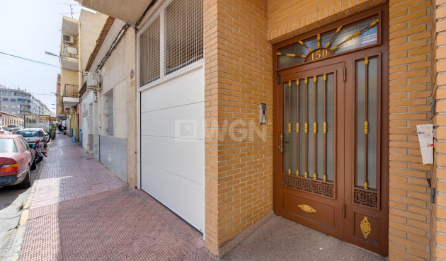 Resale - Apartment / flat - Torrevieja - Centro
