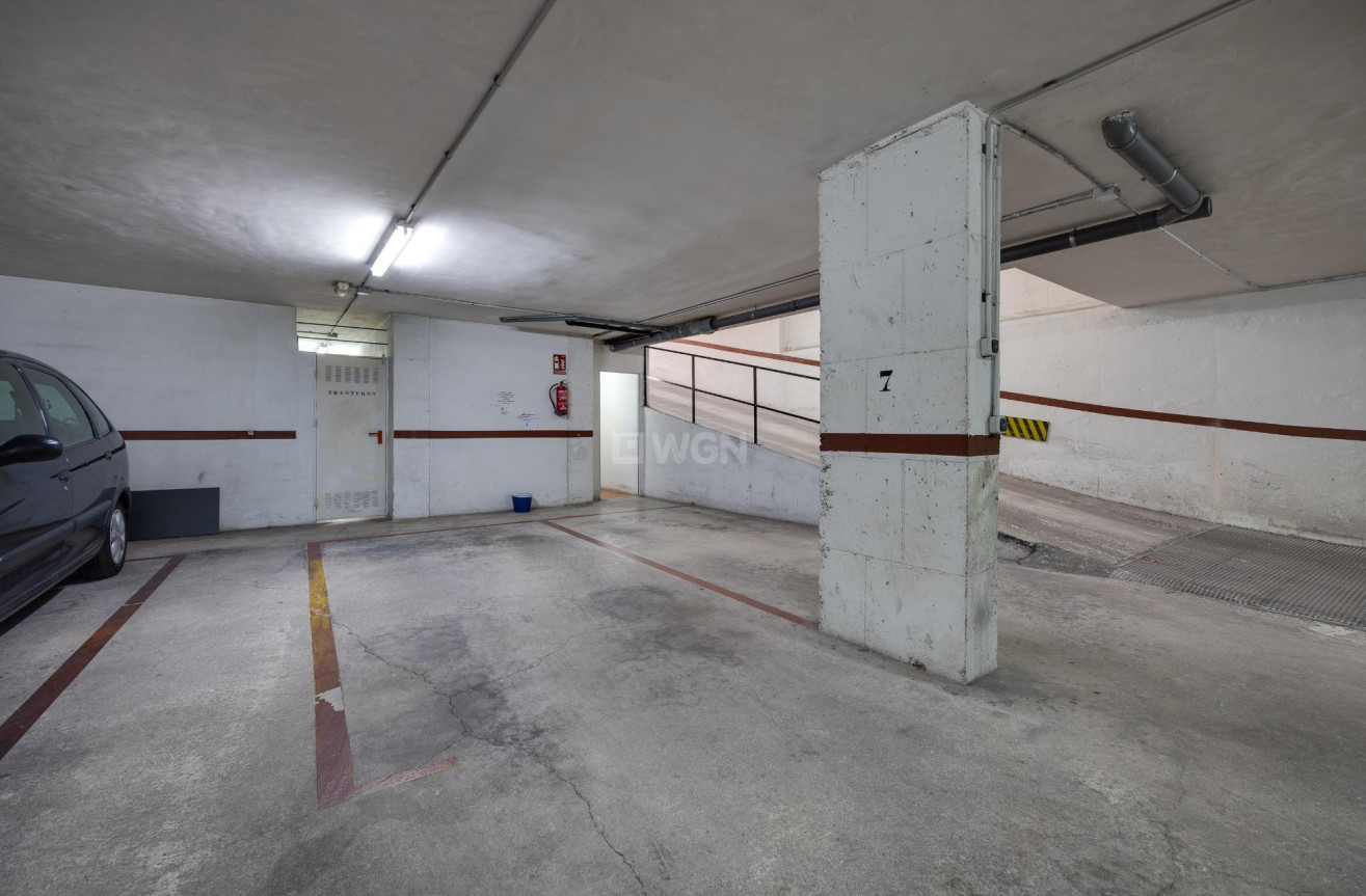 Resale - Apartment / flat - Torrevieja - Centro