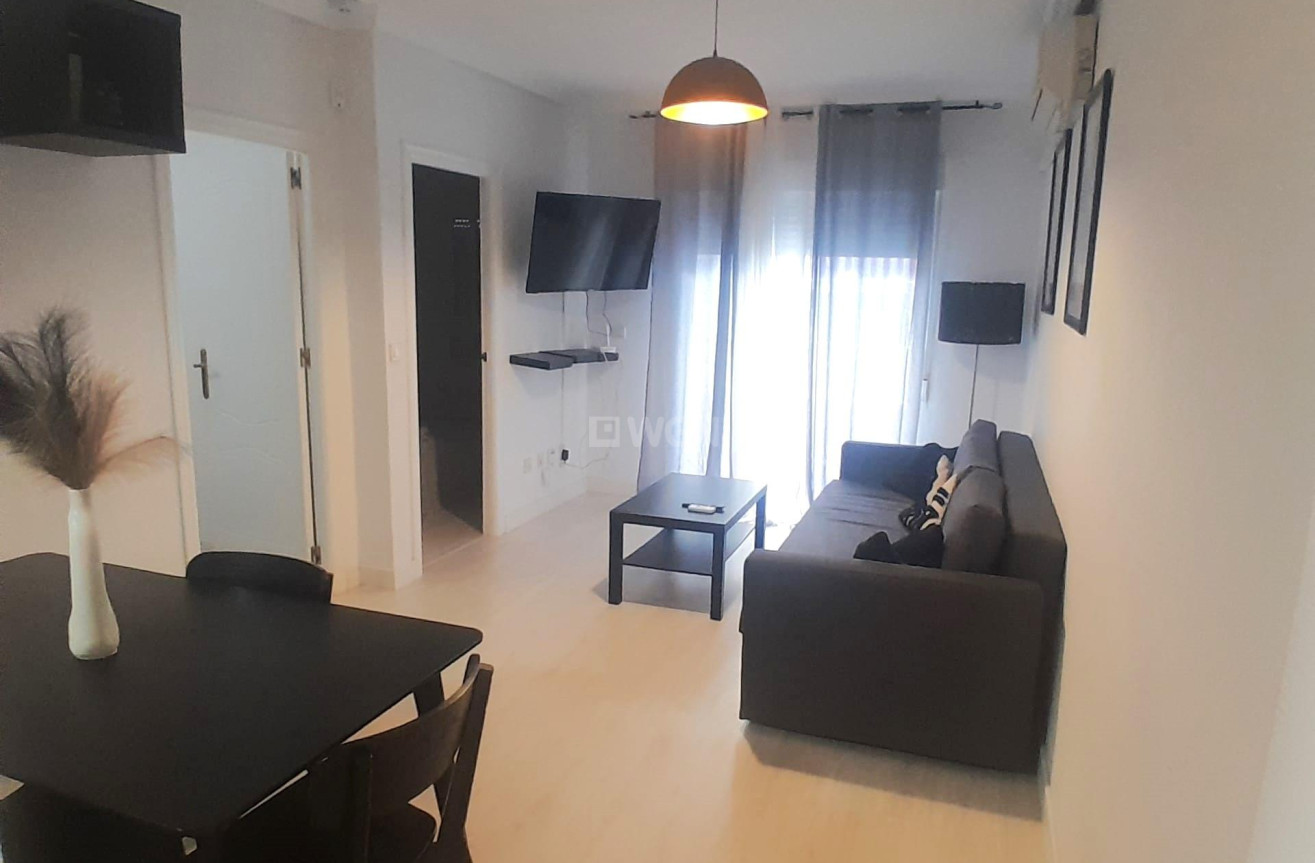 Resale - Apartment / flat - Torrevieja - Centro