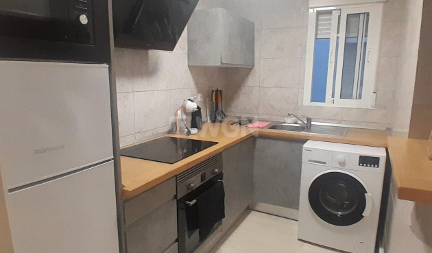 Resale - Apartment / flat - Torrevieja - Centro
