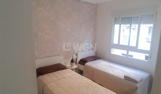 Resale - Apartment / flat - Torrevieja - Centro