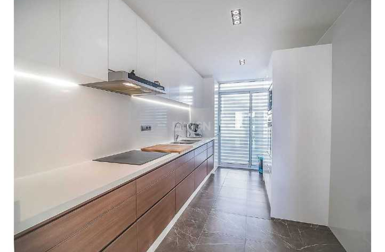 Odsprzedaż - Kamienica - Guardamar del Segura - Costa Blanca