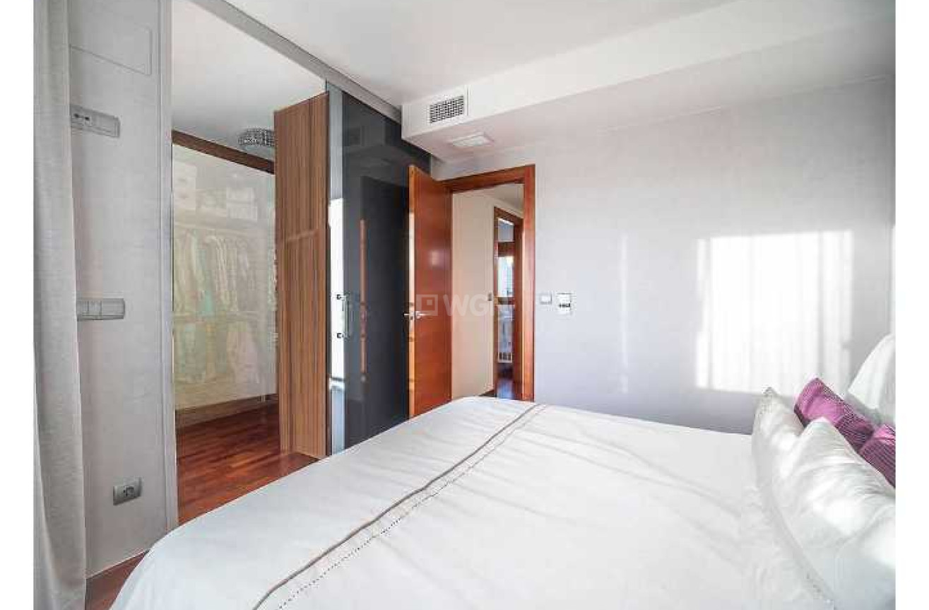 Odsprzedaż - Kamienica - Guardamar del Segura - Costa Blanca