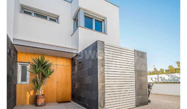 Odsprzedaż - Kamienica - Guardamar del Segura - Costa Blanca