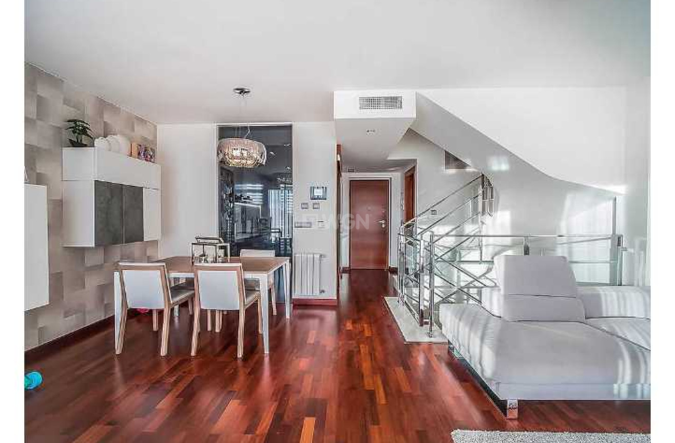 Odsprzedaż - Kamienica - Guardamar del Segura - Costa Blanca