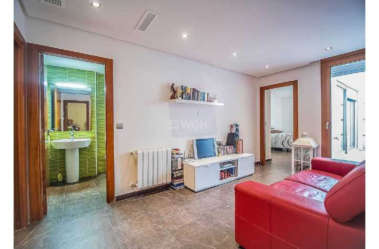 Odsprzedaż - Kamienica - Guardamar del Segura - Costa Blanca