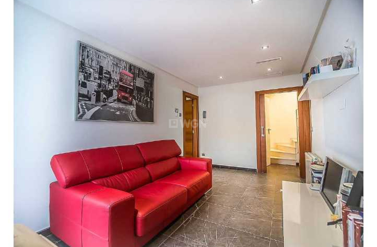 Odsprzedaż - Kamienica - Guardamar del Segura - Costa Blanca