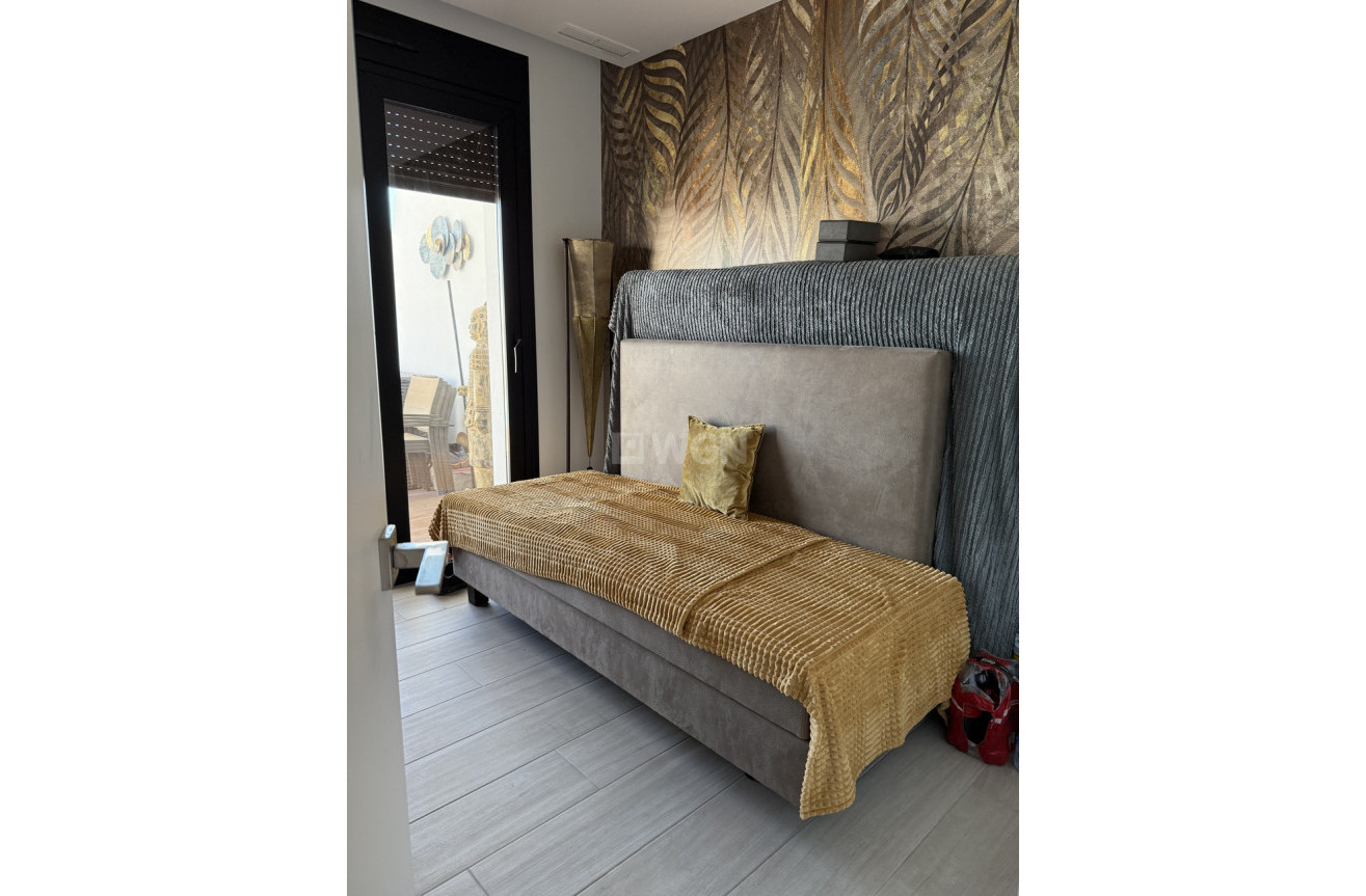 Odsprzedaż - Villa - Finestrat - Costa Blanca