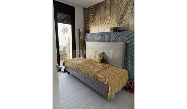 Odsprzedaż - Villa - Finestrat - Costa Blanca