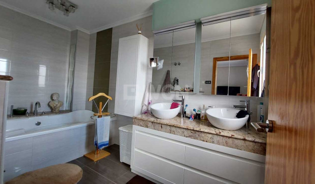 Odsprzedaż - Villa - Abanilla - La Zarza