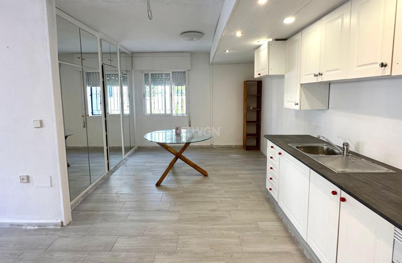 Reventa - Adosado - Torrevieja - Carrefour