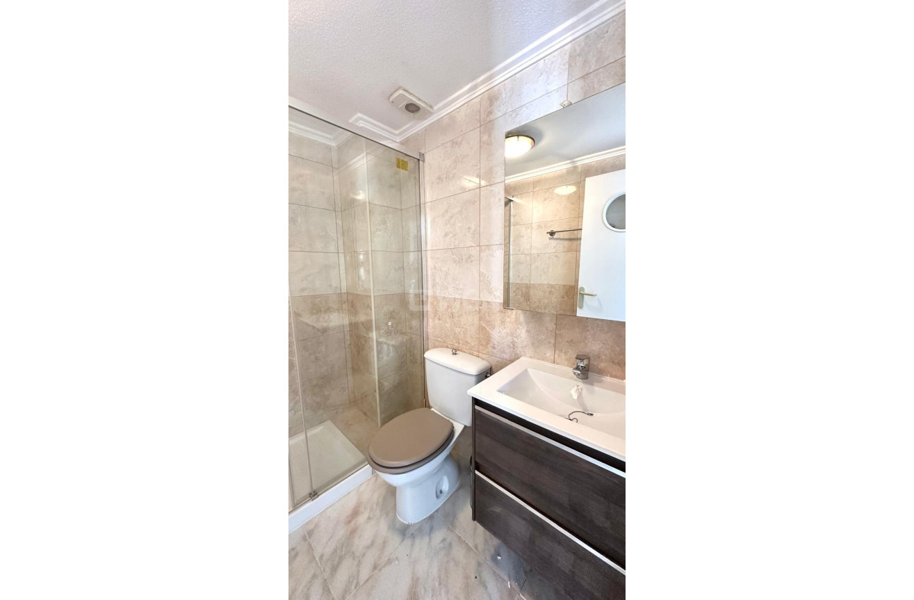 Reventa - Adosado - Torrevieja - Carrefour