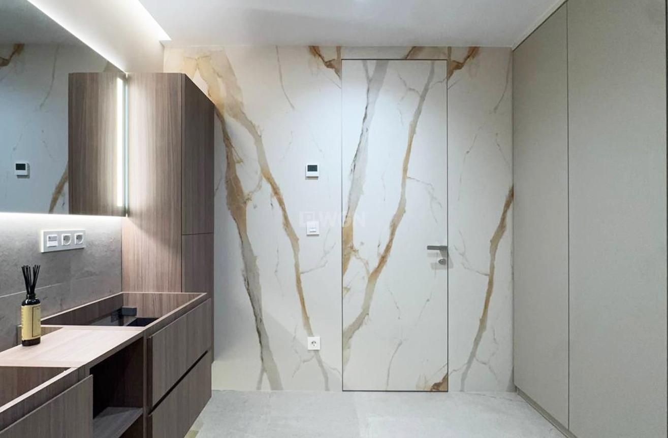 Odsprzedaż - Mieszkanie w bloku - Torrevieja - Playa de los Locos