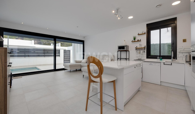 Odsprzedaż - Villa - Pinar de Campoverde - Inland