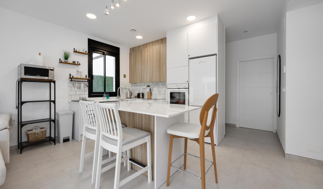 Odsprzedaż - Villa - Pinar de Campoverde - Inland