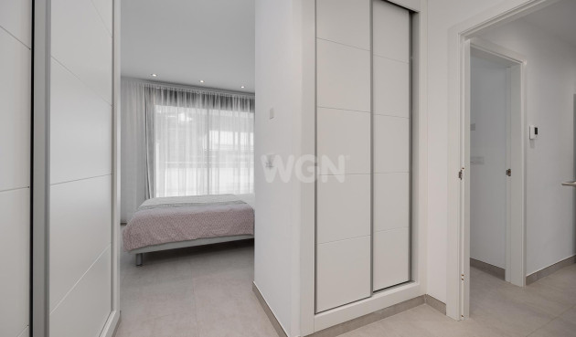 Odsprzedaż - Villa - Pinar de Campoverde - Inland