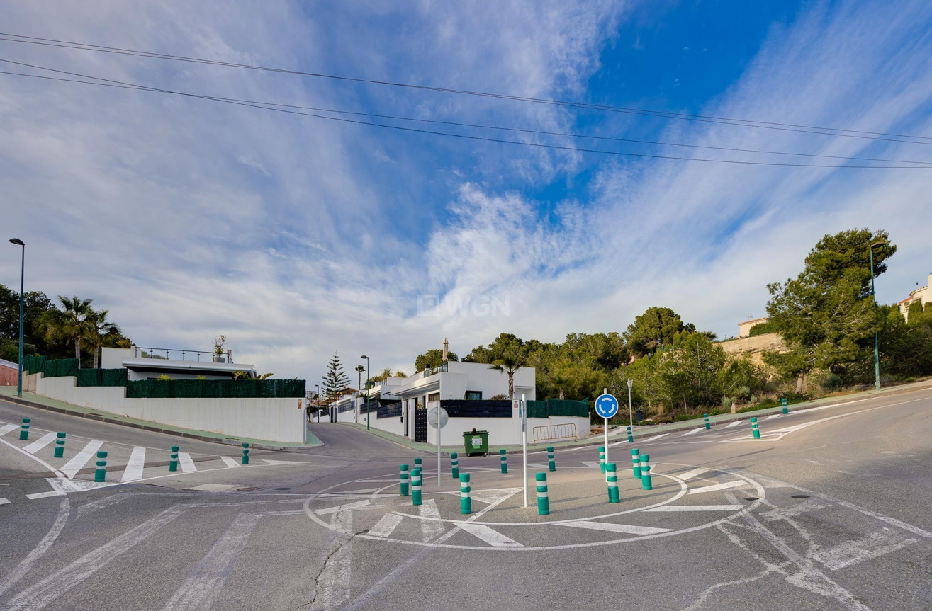 Odsprzedaż - Villa - Pinar de Campoverde - Inland