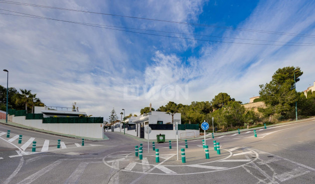 Odsprzedaż - Villa - Pinar de Campoverde - Inland