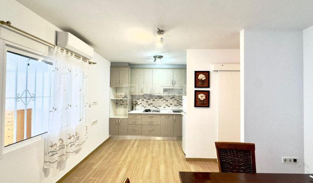 Odsprzedaż - Bungalow - Torrevieja - El Limonar