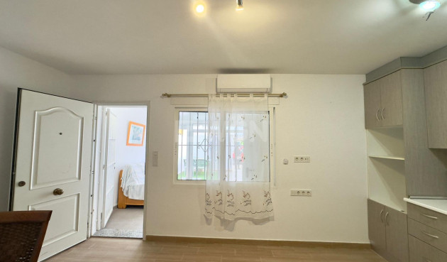 Odsprzedaż - Bungalow - Torrevieja - El Limonar