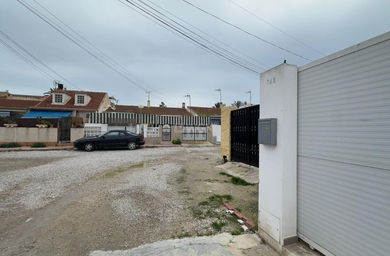 Odsprzedaż - Bungalow - Torrevieja - El Limonar