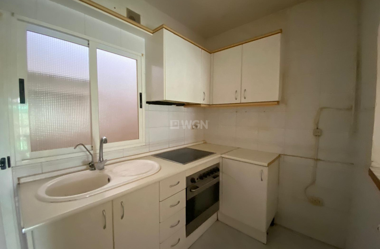 Odsprzedaż - Bungalow - Torrevieja - Torretas