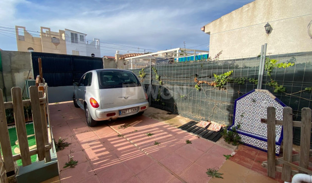 Odsprzedaż - Bungalow - Torrevieja - Torretas