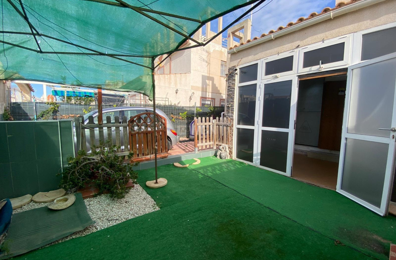 Odsprzedaż - Bungalow - Torrevieja - Torretas