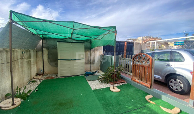 Odsprzedaż - Bungalow - Torrevieja - Torretas
