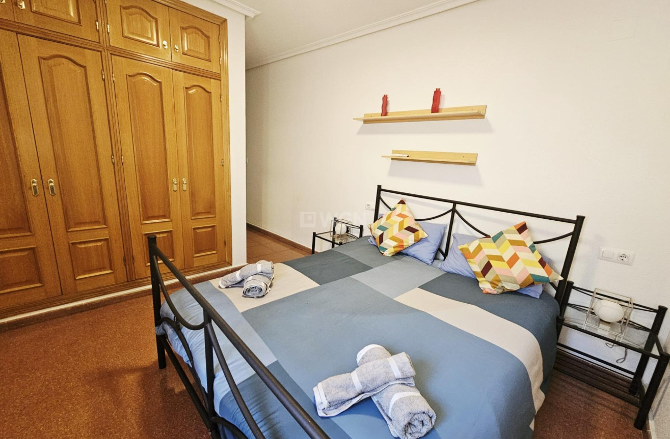 Reventa - Apartamento / piso - Torrevieja - Estacion De Autobuses