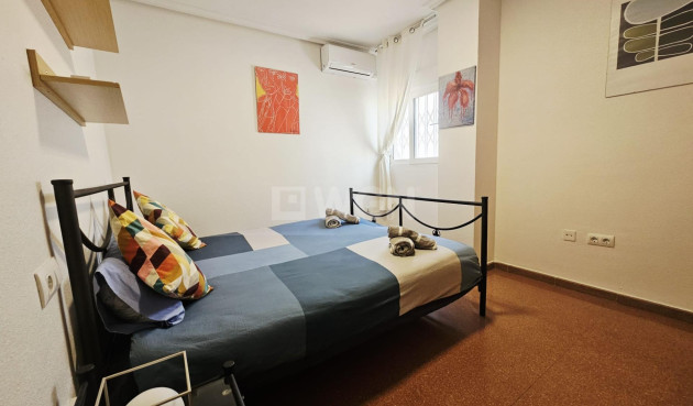 Reventa - Apartamento / piso - Torrevieja - Estacion De Autobuses