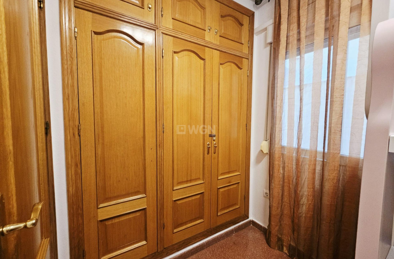 Reventa - Apartamento / piso - Torrevieja - Estacion De Autobuses