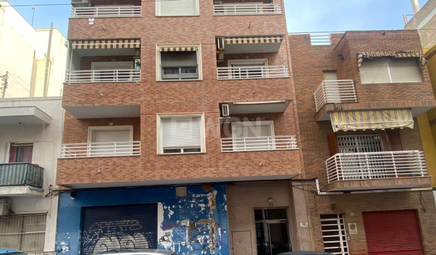 Reventa - Apartamento / piso - Torrevieja - Estacion De Autobuses