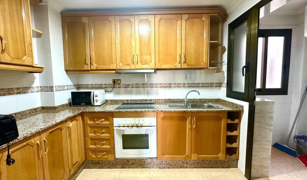 Resale - Apartment / flat - Torrevieja